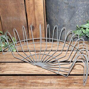 Rustic VTG Style Wire Dish Plate Display Rack, File Holder, Mail Caddy